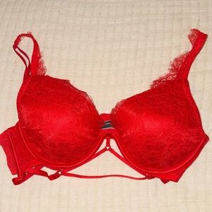 Victoria's Secret Vibrant Red Lace Bra
